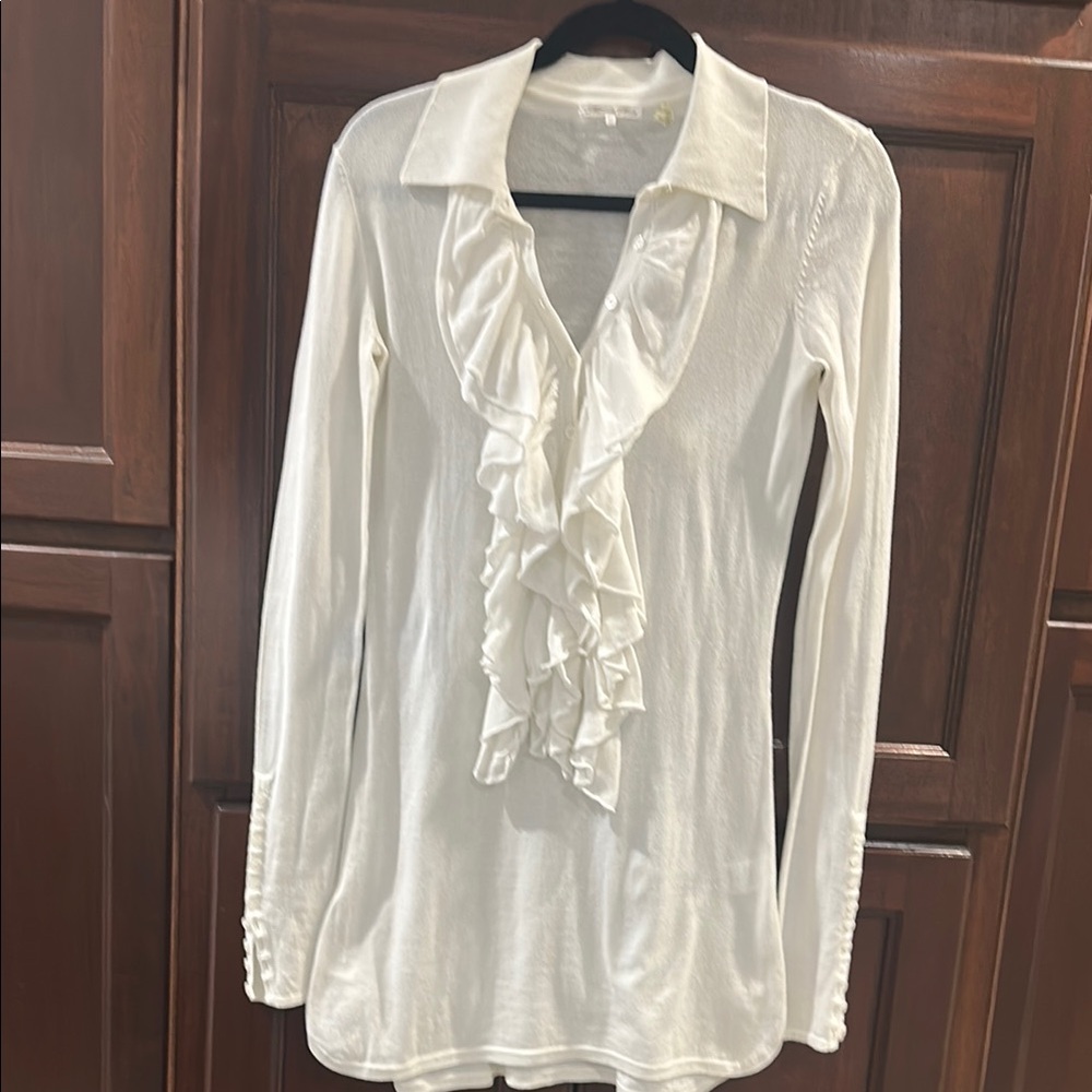 MINNIE ROSE Elegant White Ruffled Women's Top/ Tunic